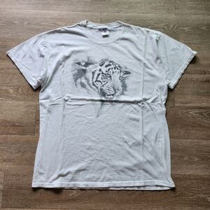 Y2K White Tiger Nature Graphic Tshirt